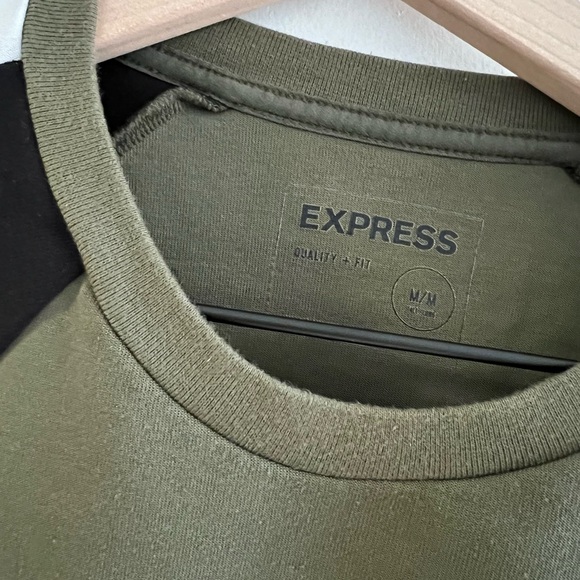 Express colorblock sweater - Picture 3 of 5